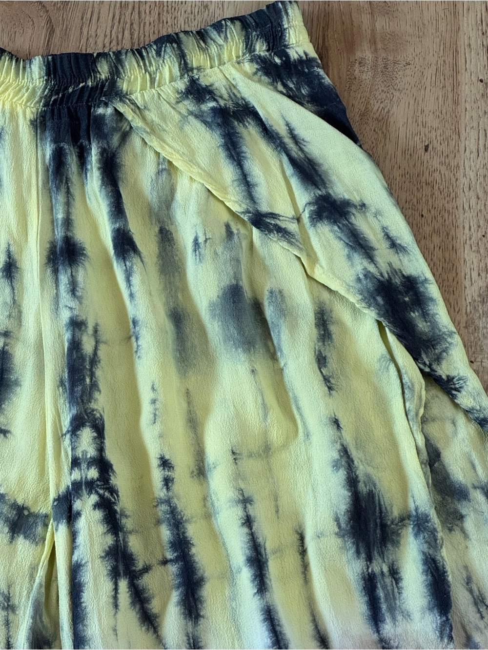 Fraiche by J Tie Dye Harem Pants Open Side Slit NWOT S - Picture 5 of 6